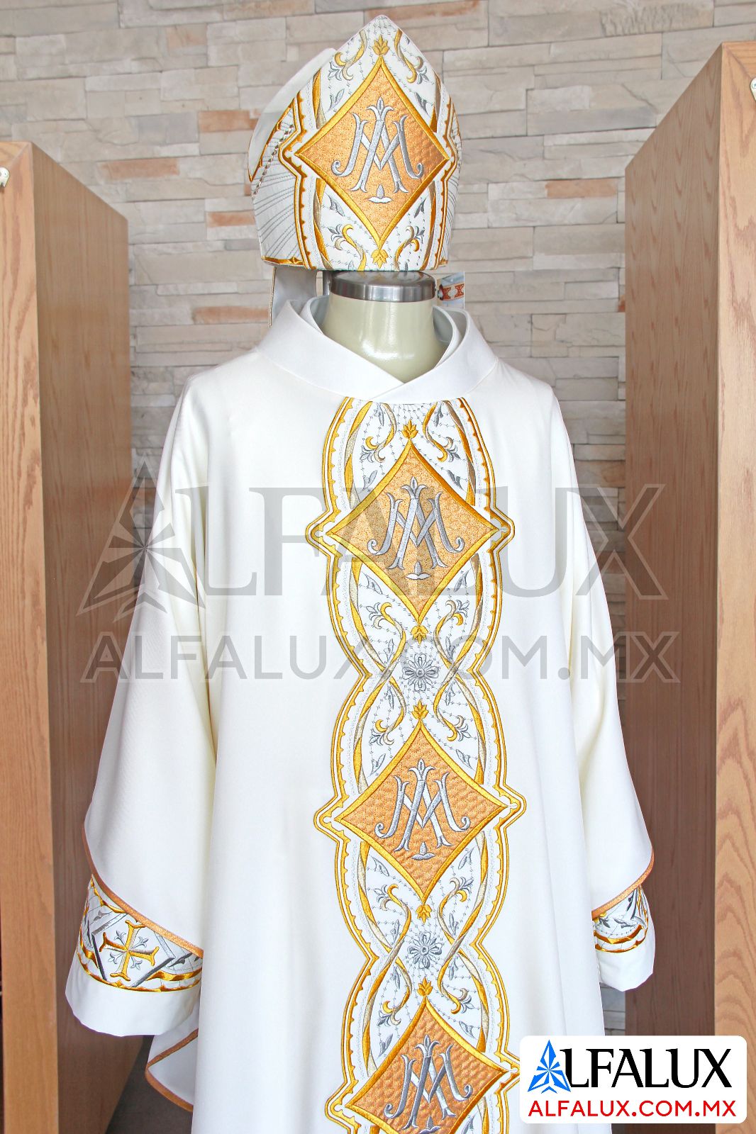 05 FRANCES SILUETA MA Alfalux Perla Alba Brocado Mitra 350 (2)